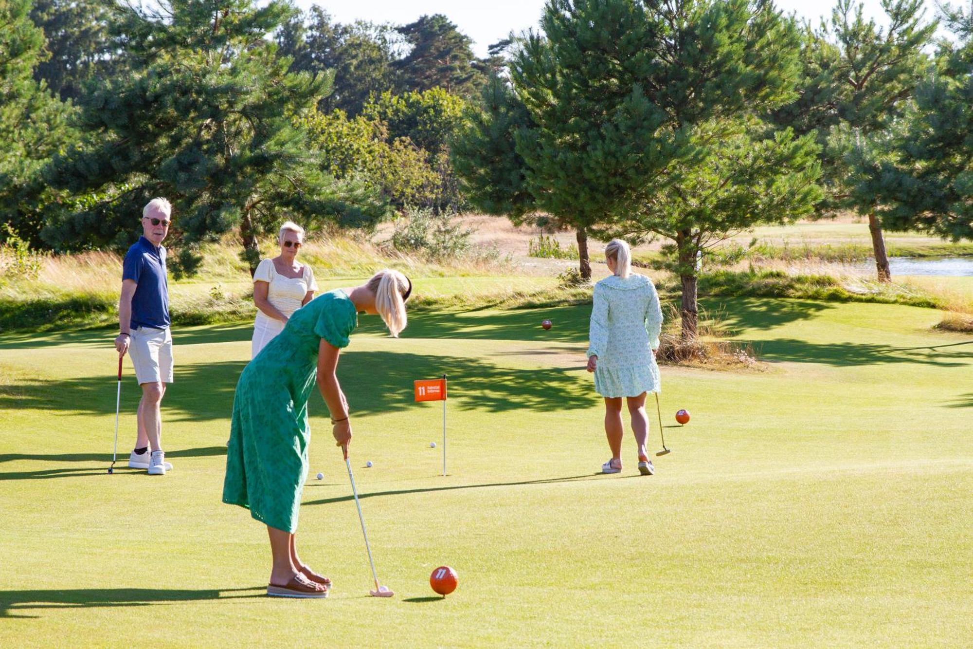 Halmstad Golfarena Stugor 外观 照片
